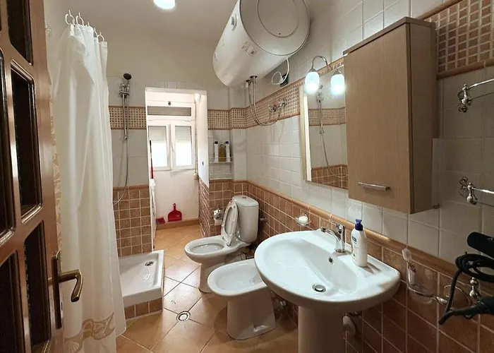 The Timehouse 地拉那